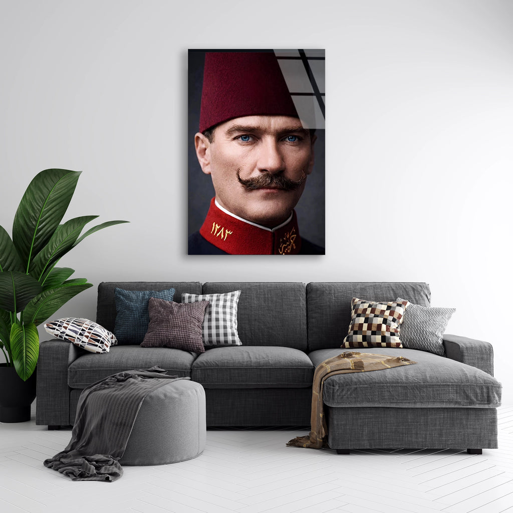 ATATÜRK FESLİ GENÇ SUBAY - CAM TABLO - DEG0581