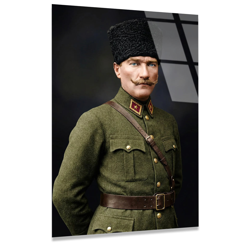 ATATÜRK KALPAKLI KOMUTAN - CAM TABLO - DEG0582