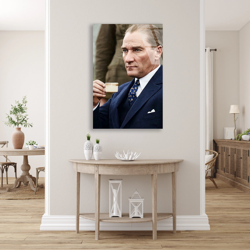 ATATÜRK KAHVE İÇERKEN - CAM TABLO - DEG0583