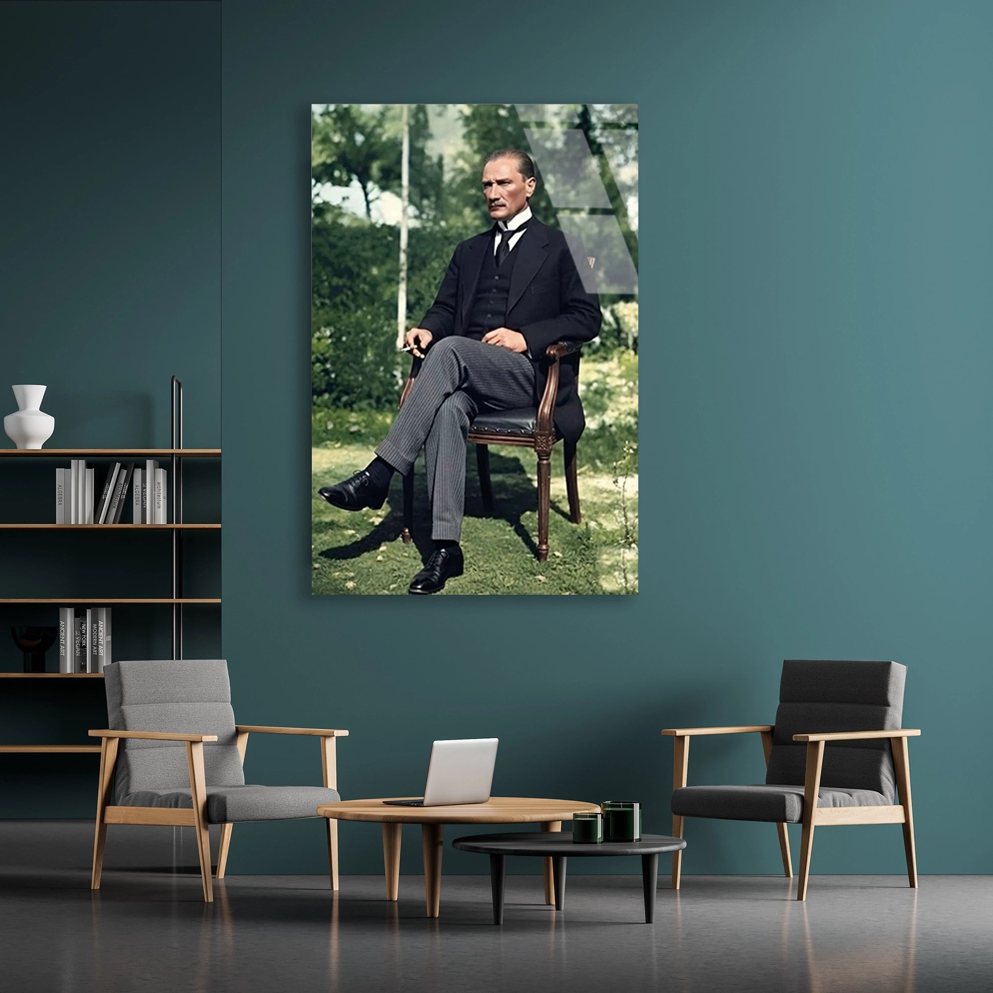 ATATÜRK BAHÇEDE PORTRE - CAM TABLO - DEG0587