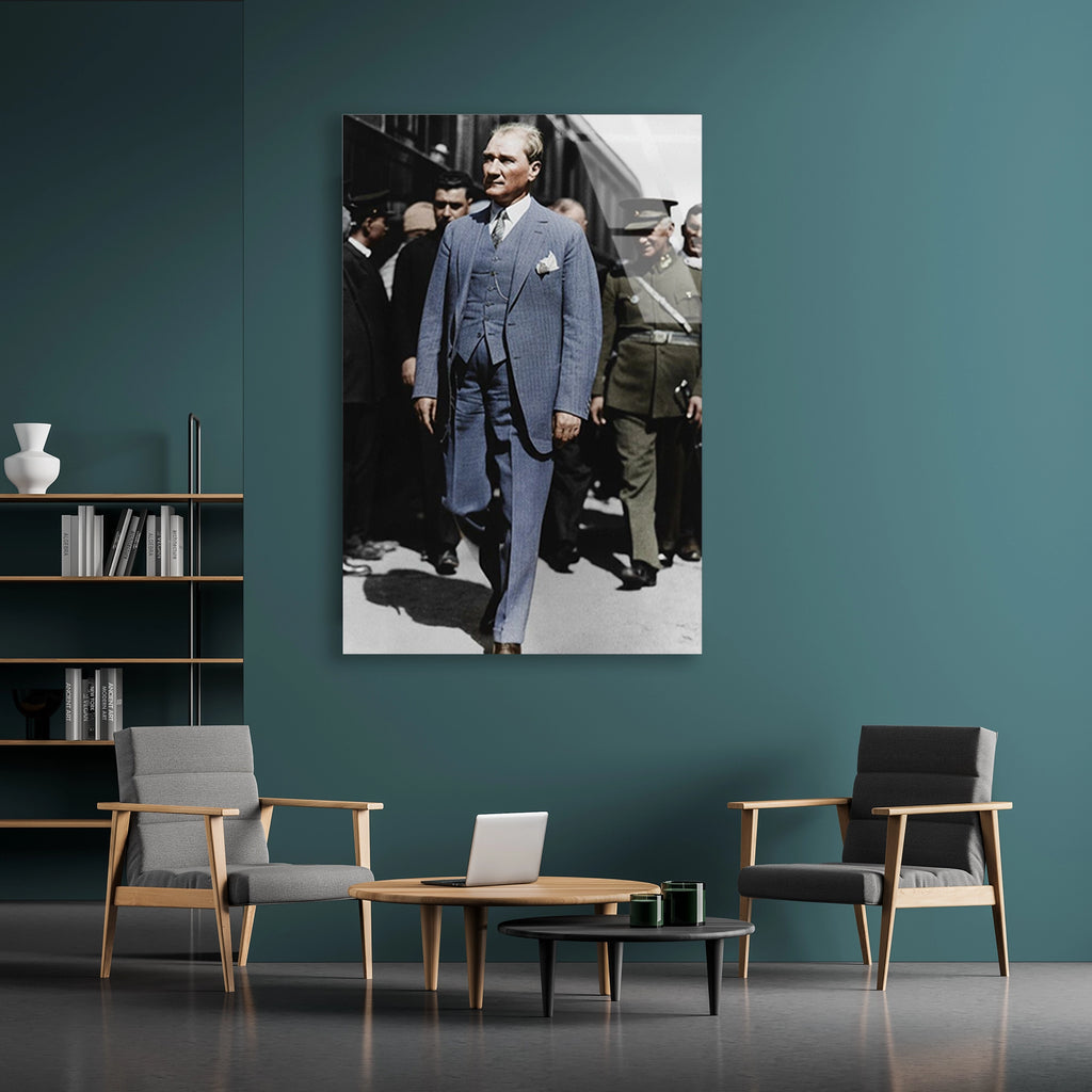 ATATÜRK MAVİ TAKIM ELBİSE - CAM TABLO - DEG0588