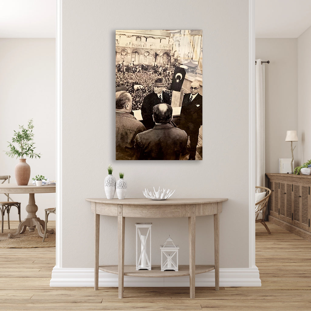 ATATÜRK MEYDANDA HİTAP - CAM TABLO - DEG0593