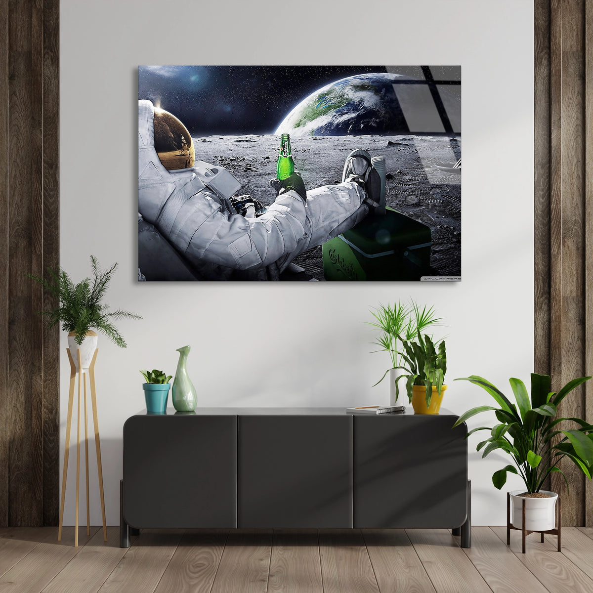 Ayda Uzanan Astronot Cam Tablo