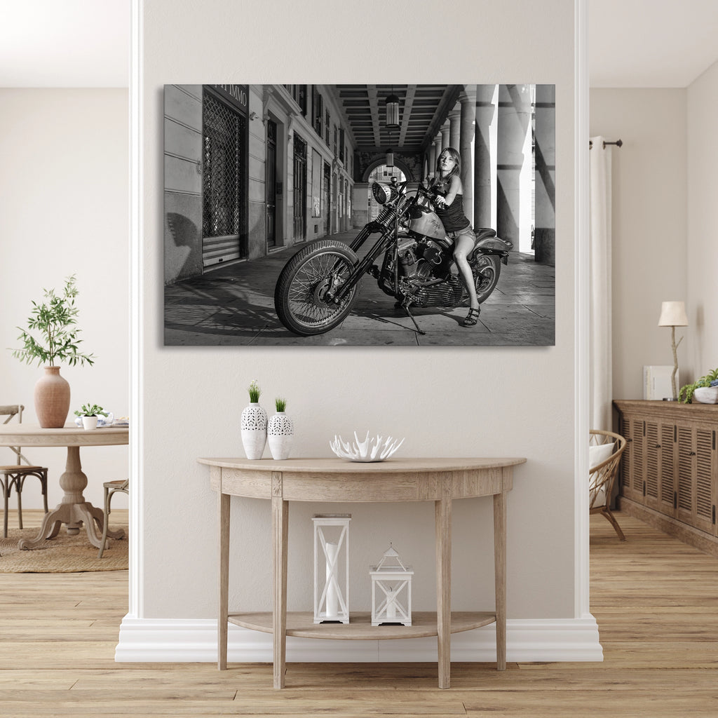 Chopper Motosiklet Kadın Cam Tablo