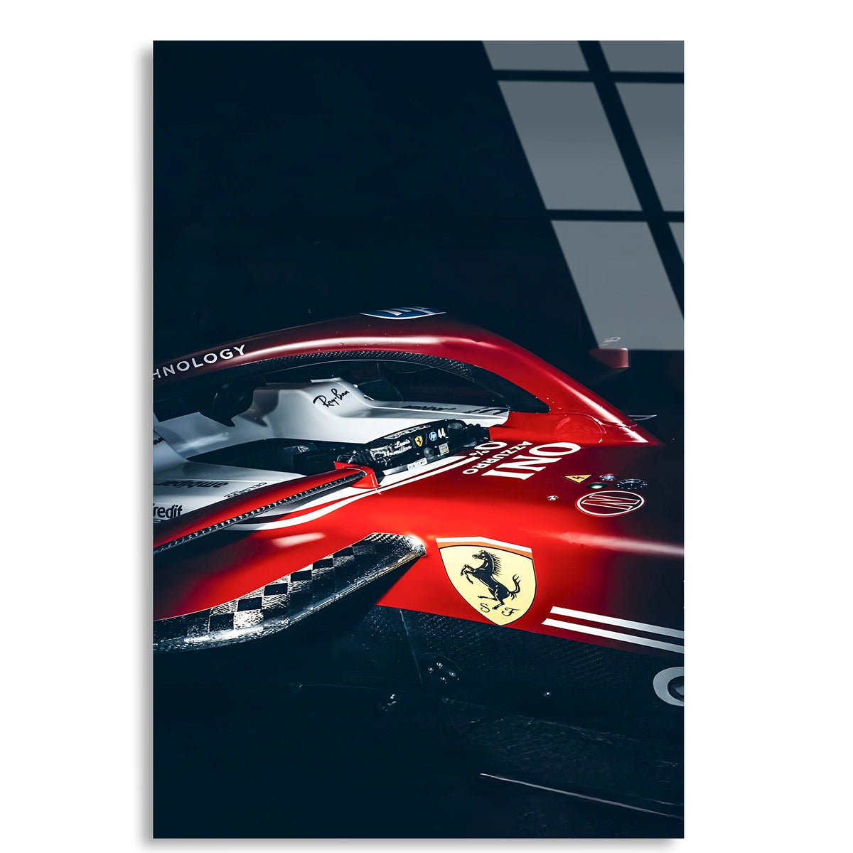 Ferrari Yakın Çekim F1 Cam Tablo – Formula 1 Duvar Dekoru - DEG0866