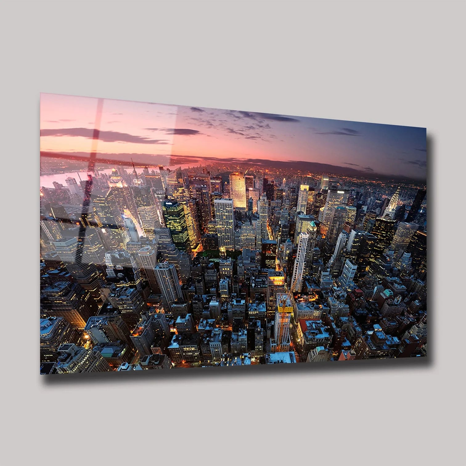 NEW YORK MANHATTAN GÜN BATIMI VE ŞEHİR IŞIKLARI YATAY CAM TABLO - DEG0375