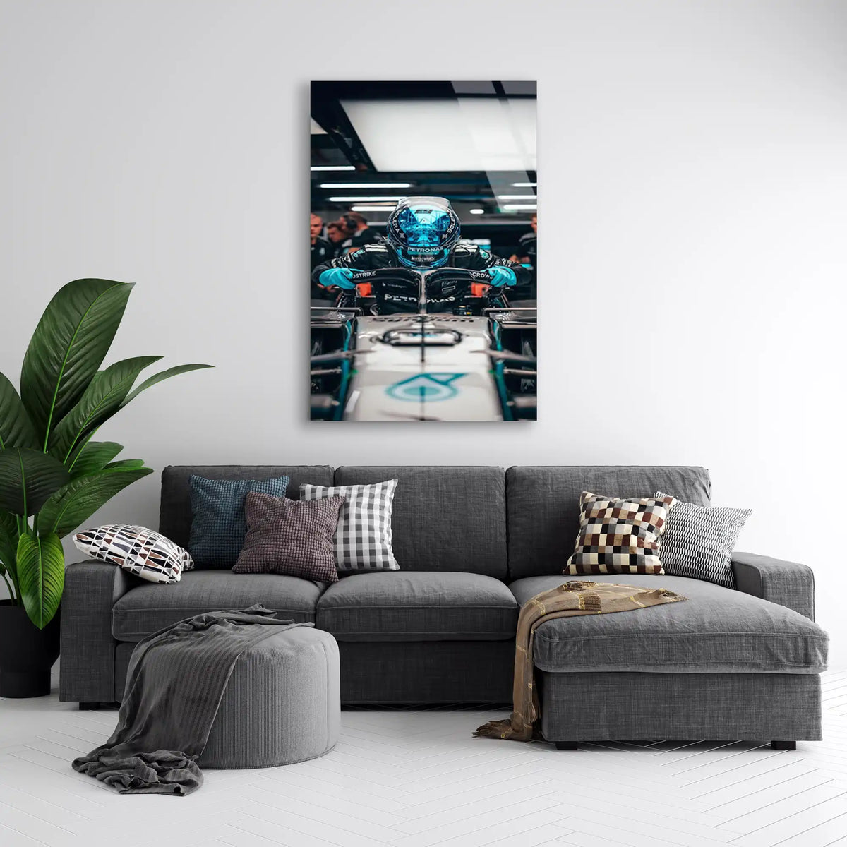 Mercedes Garaj Pilotu F1 Cam Tablo – Formula 1 Duvar Dekoru - DEG0876