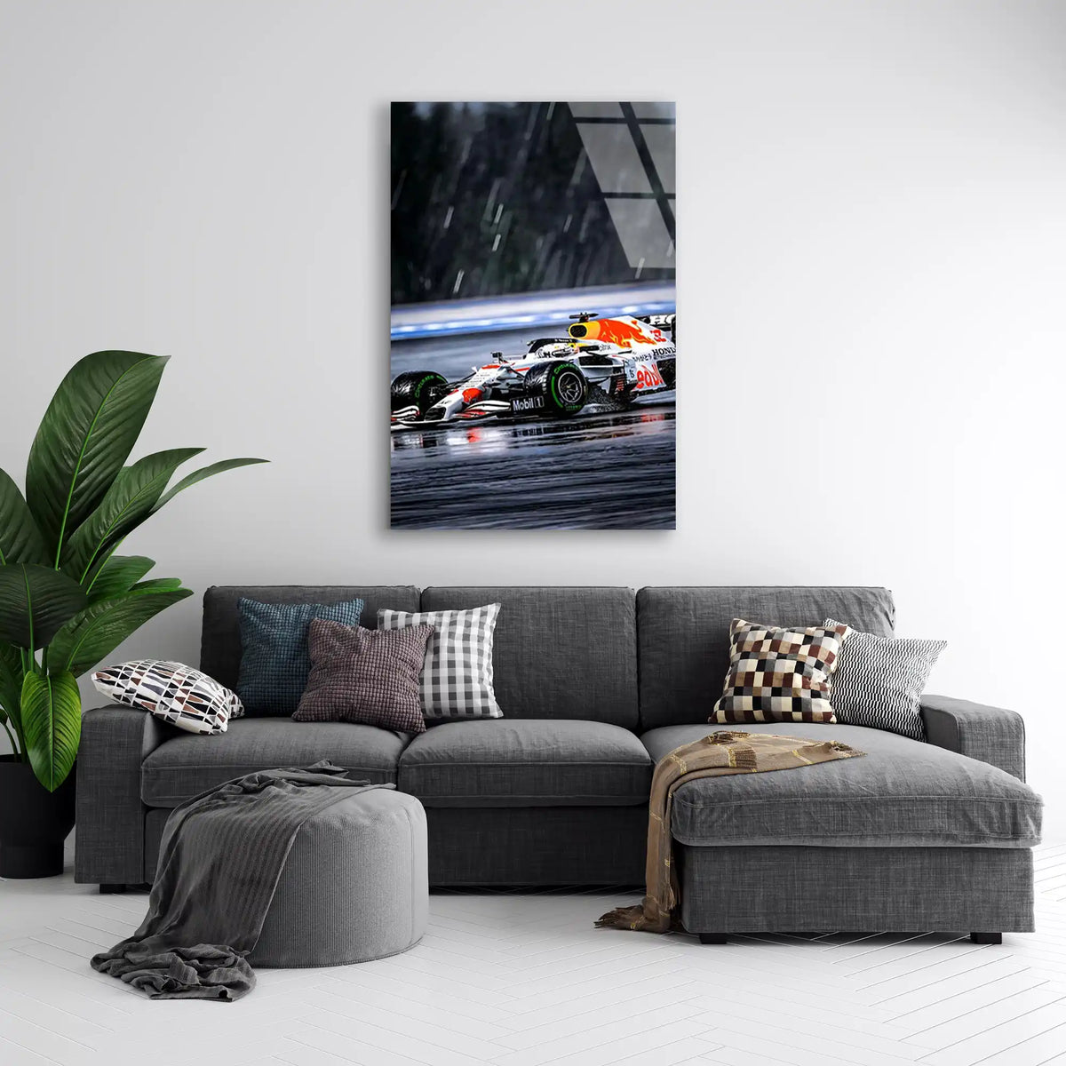 Red Bull Beyaz Livery Yağmurda F1 Cam Tablo – Formula 1 Duvar Dekoru - DEG0857
