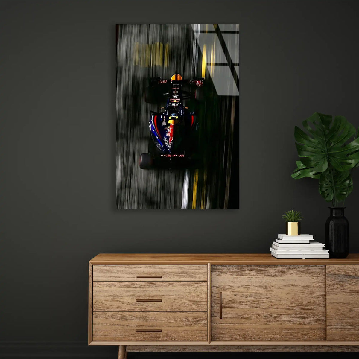 Red Bull Gece Hızı F1 Cam Tablo – Formula 1 Duvar Dekoru - DEG0848