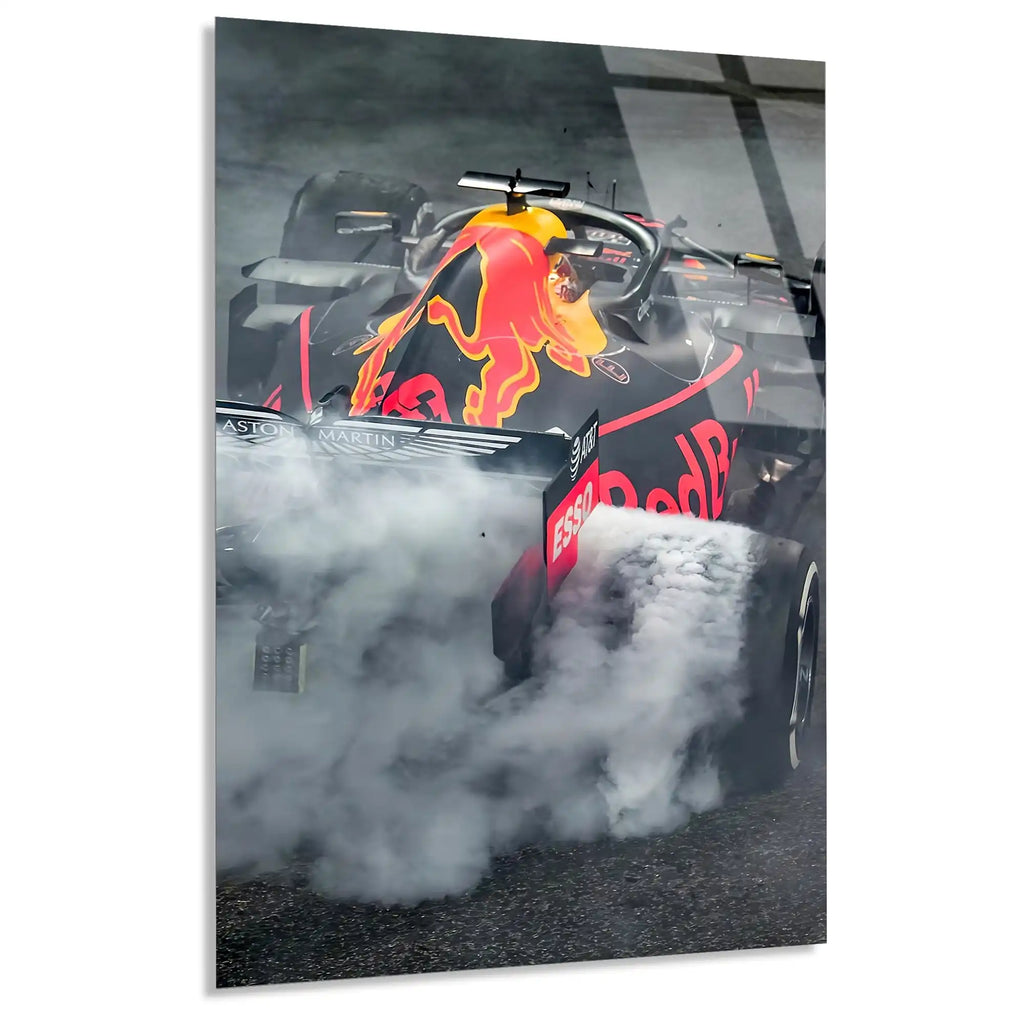 Red Bull Lastik Yakma F1 Cam Tablo – Formula 1 Duvar Dekoru - DEG0865