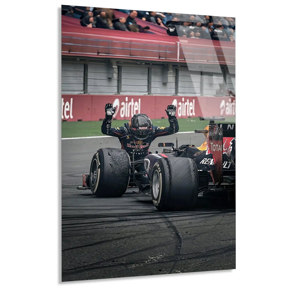 Red Bull Zafer Donutları F1 Cam Tablo – Formula 1 Duvar Dekoru - DEG0792