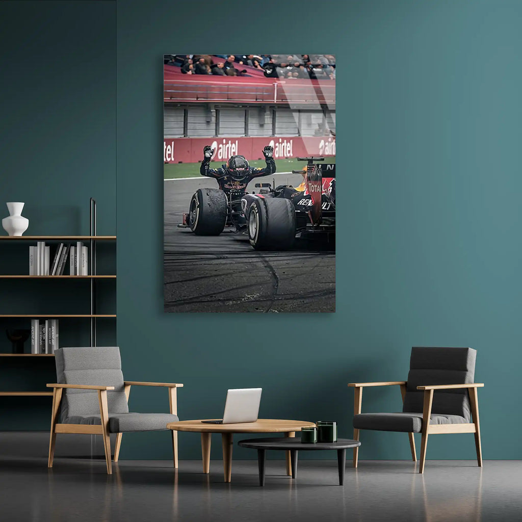 Red Bull Zafer Donutları F1 Cam Tablo – Formula 1 Duvar Dekoru - DEG0792